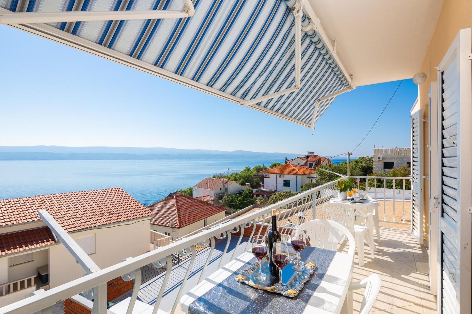 Fba Family Beach Apartments Omiš Exterior foto