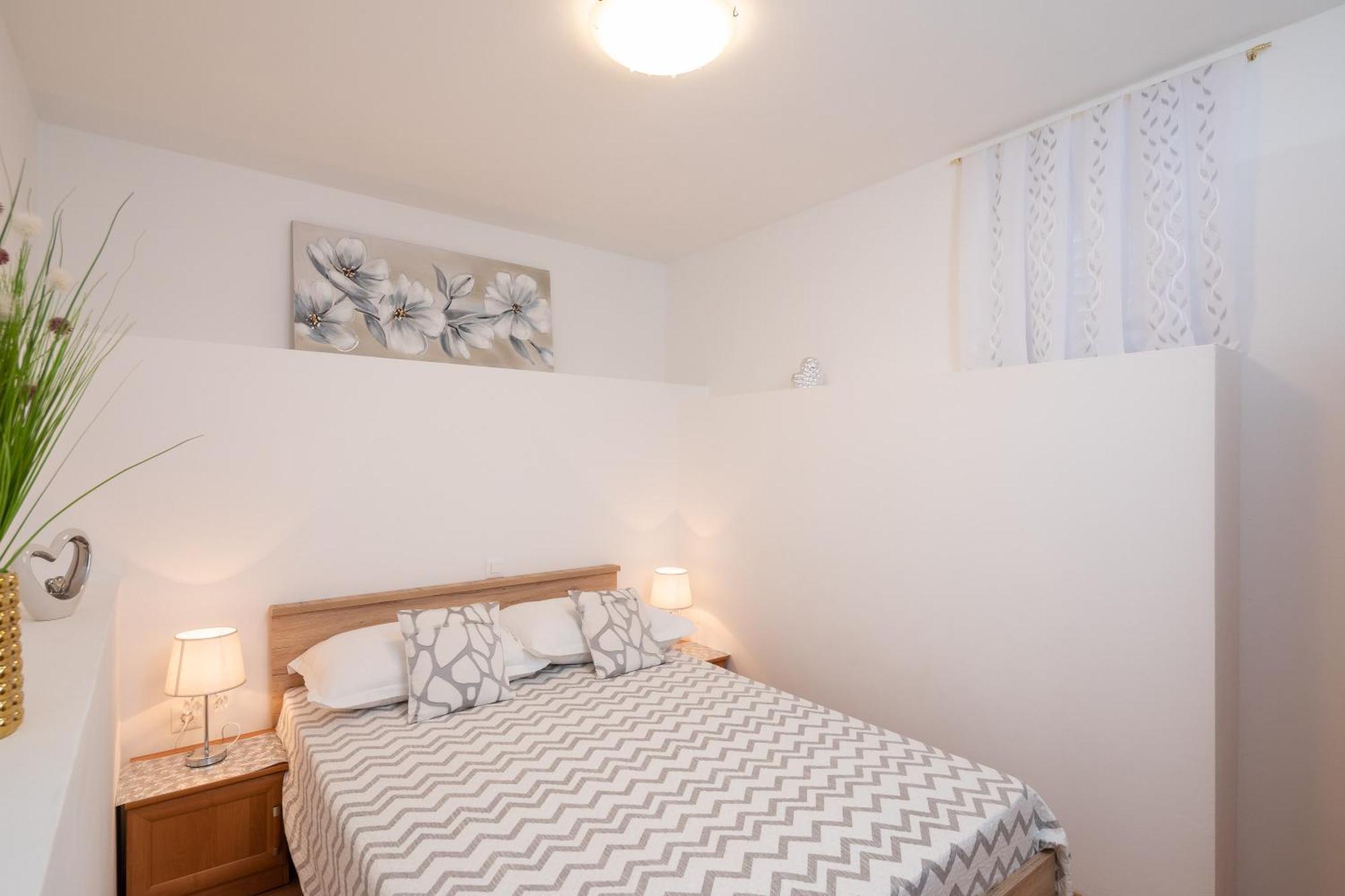 Fba Family Beach Apartments Omiš Quarto foto