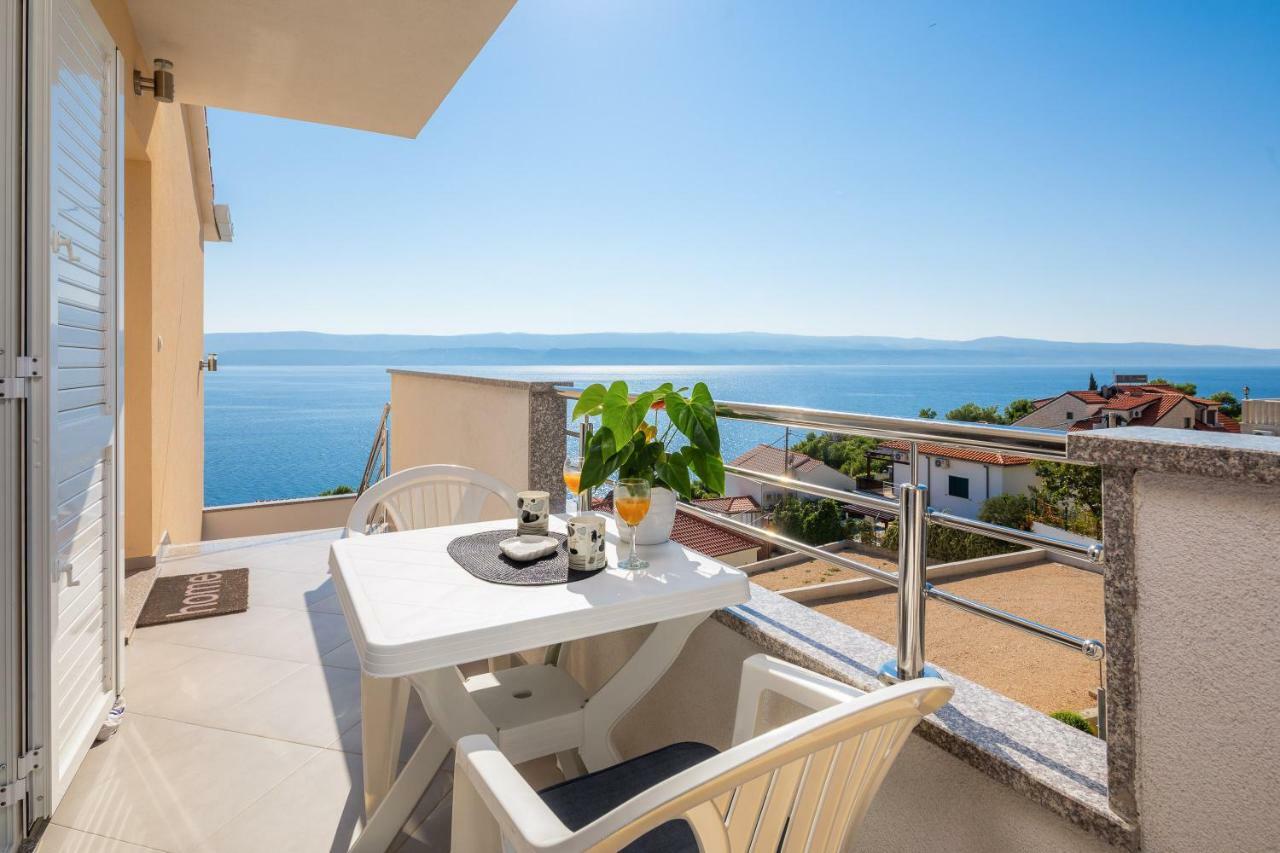 Fba Family Beach Apartments Omiš Exterior foto